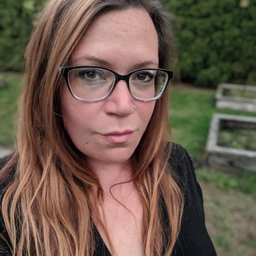 Sarah Roth Photo 29