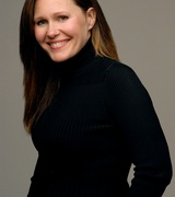 Jennifer Larson Photo 4
