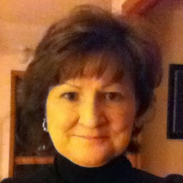 Sandy Roberts Photo 27