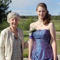 Pauline Robertson Photo 13