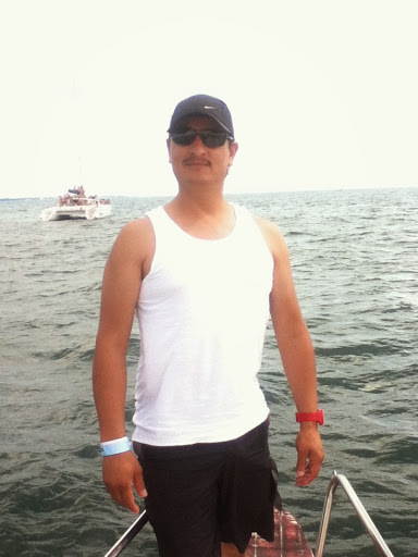 Jesus Castillo Photo 35