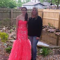 Lora Edwards Photo 10