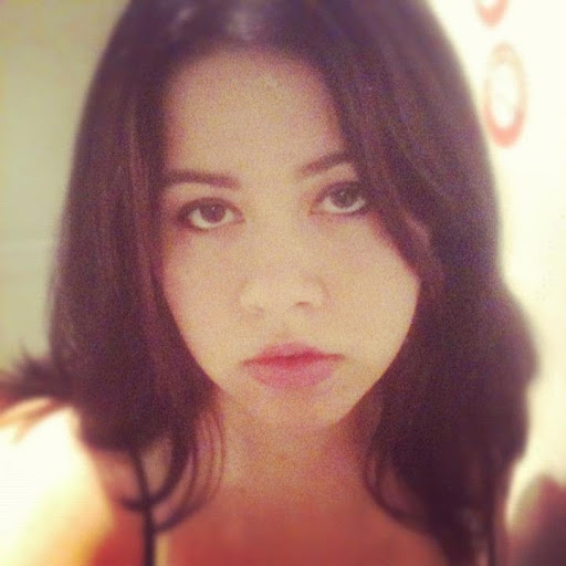 Jennifer Castaneda Photo 34