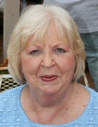 Linda Marshall Photo 19