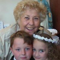 Helen Bradley Photo 35