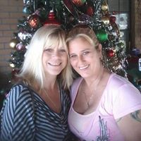 Lori Bowles Photo 2