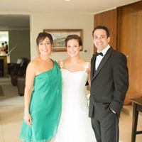 Laurie Strong Photo 16