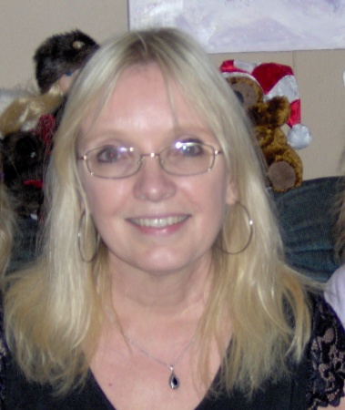 Vickie White Photo 11