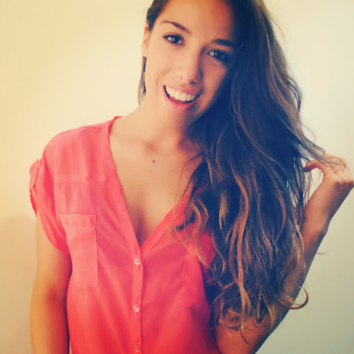 Nicole Mclaughlin Photo 22
