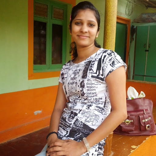 Radha Gupta Photo 13