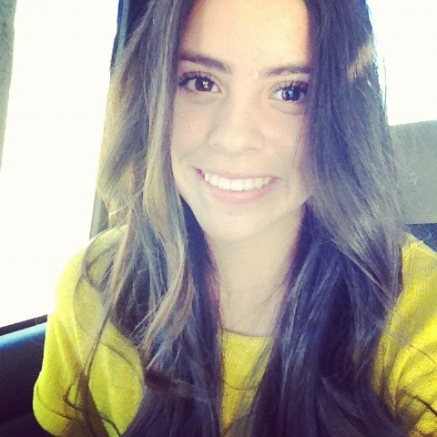 Jennifer Segura Photo 22