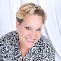 Wendy Roberts Photo 25