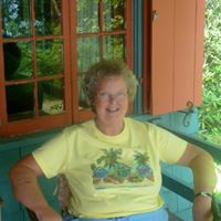 Janie Lange Photo 8