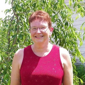 Susan Nesbitt Photo 27