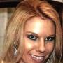 Adrienne Reynolds Photo 17