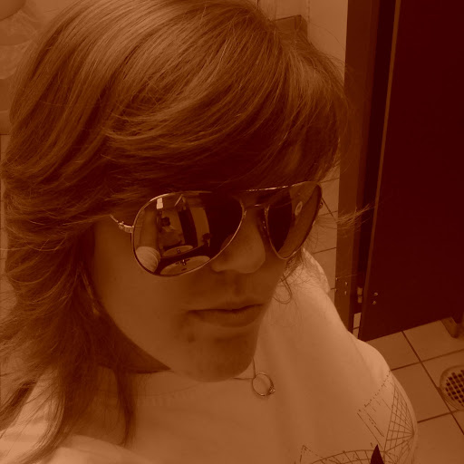 Caitlin Wolf Photo 12