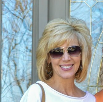 Mindy Hall Photo 13