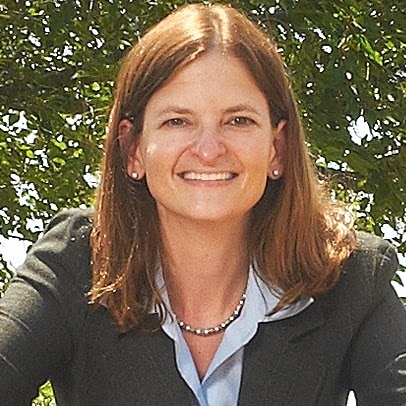 Angela Hall Photo 24