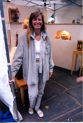 Elizabeth Murphy Photo 46