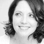 Elizabeth Lang Photo 1