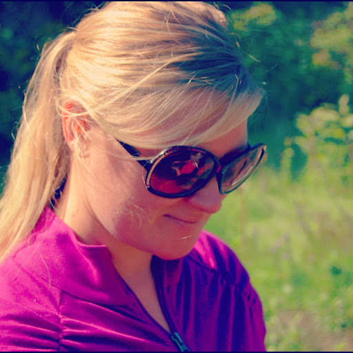 Courtney Erickson Photo 7