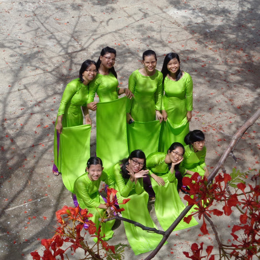Phuong Le Photo 8