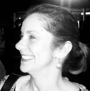 Terri Oliver Photo 37