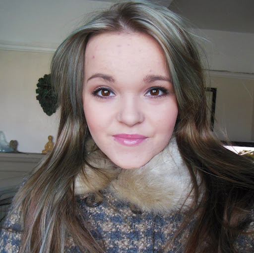 Megan Lloyd Photo 29