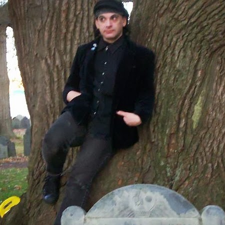 Thomas Broadbent Photo 9