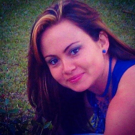 Monica Giraldo Photo 26