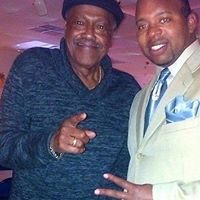 Earl Thompson Photo 19