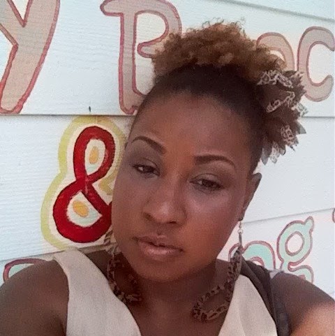 Leah Brown Photo 12