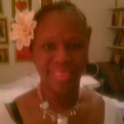 Elizabeth Wright Photo 33