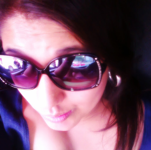 Elizabeth Contreras Photo 30