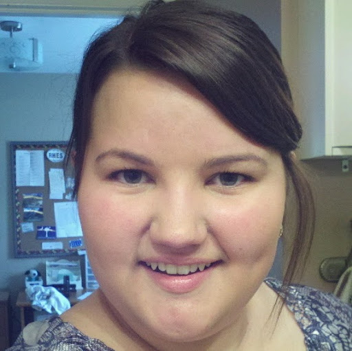 Megan Holbrook Photo 27