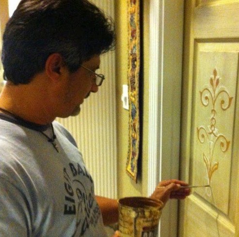 Robert Gutierrez Photo 34
