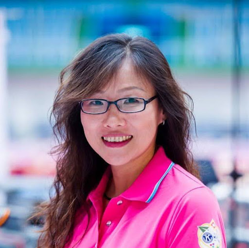 Jennifer Kao Photo 17