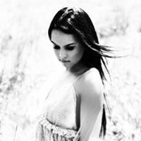 Lauren Williams Photo 24