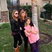 Danielle Weir Photo 10
