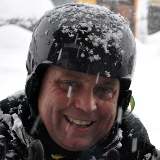Gregory Lloyd Photo 32