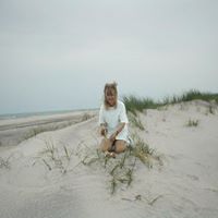 Nancy Clay Photo 36
