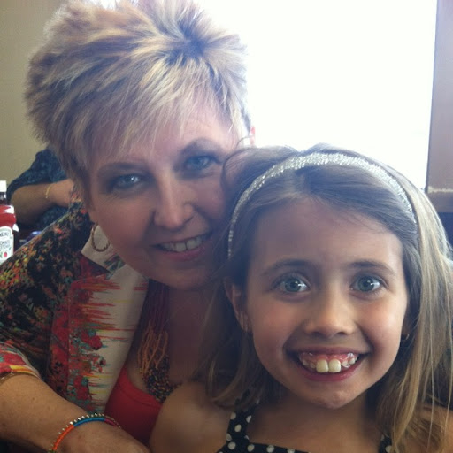 Paula Hall Photo 27