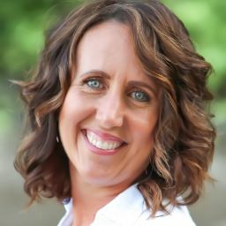 Jennifer Askew Photo 41