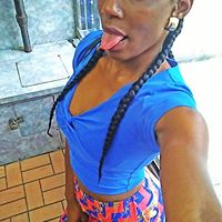 Latia Robinson Photo 7