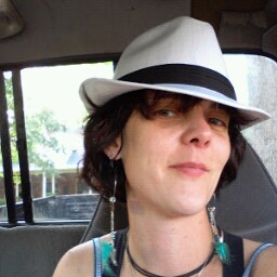 Lori Nicholson Photo 11
