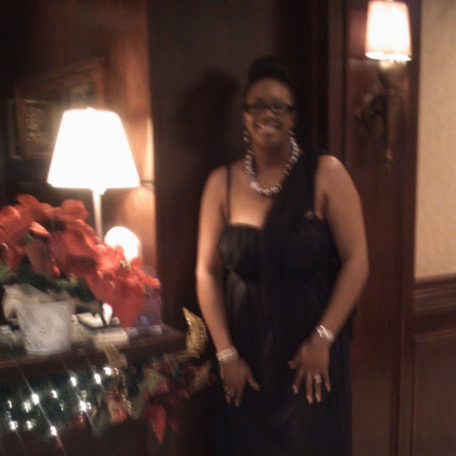 Sharron Williams Photo 35