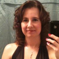 Carrie Hendricks Photo 32