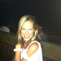 Hayley Becker Photo 5