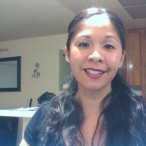Michelle Salas Photo 8