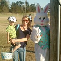 Laura Singleton Photo 15